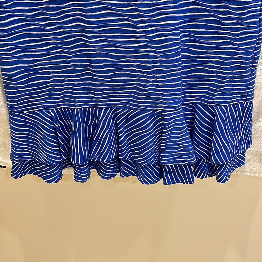 Spring dress - Picture 5 of 8
